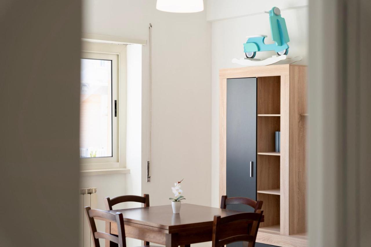 Apartamento Casa Del Sole, In Via Sicilia Vicino Al Mare Terracina Exterior foto